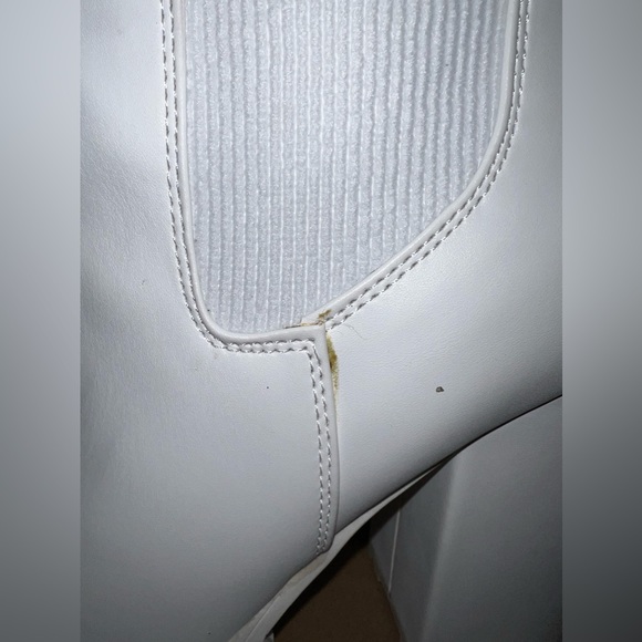 STEVE Madden Acquire White Heeled Boot - Picture 5 of 5